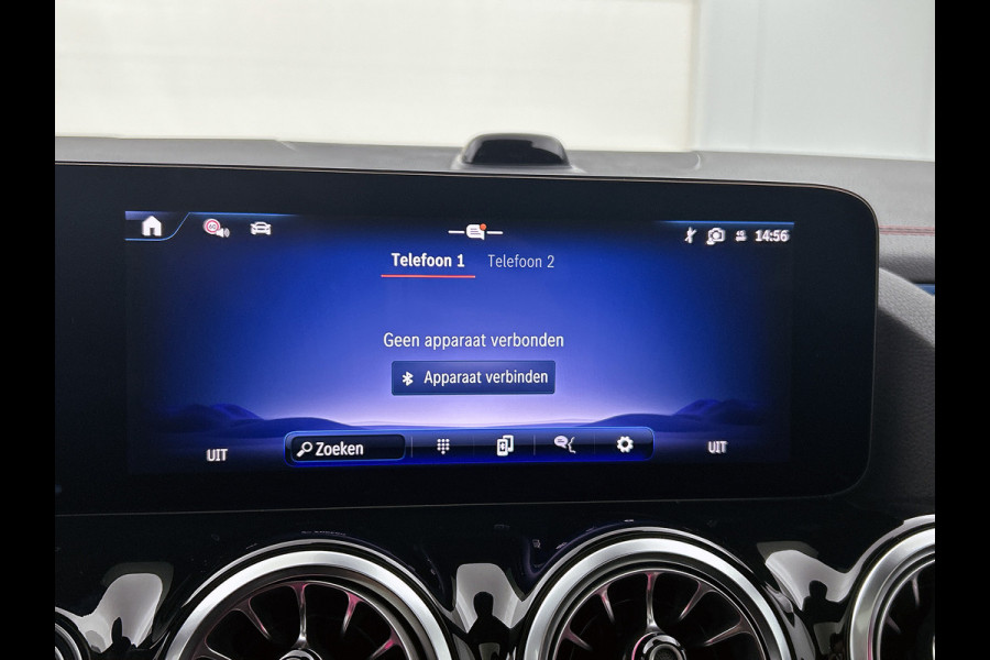 Mercedes-Benz EQA 250+ Business Solution AMG 71 kWh | Nightpakket | Trekhaak | Head-up display | 360° camera | Burmester Sound systeem | Smartphone integratie | Panoramaschuifdak | Augmented Reality navigatie | Memorypakket |