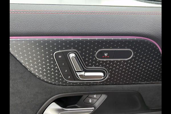 Mercedes-Benz EQA 250+ Business Solution AMG 71 kWh | Nightpakket | Trekhaak | Head-up display | 360° camera | Burmester Sound systeem | Smartphone integratie | Panoramaschuifdak | Augmented Reality navigatie | Memorypakket |