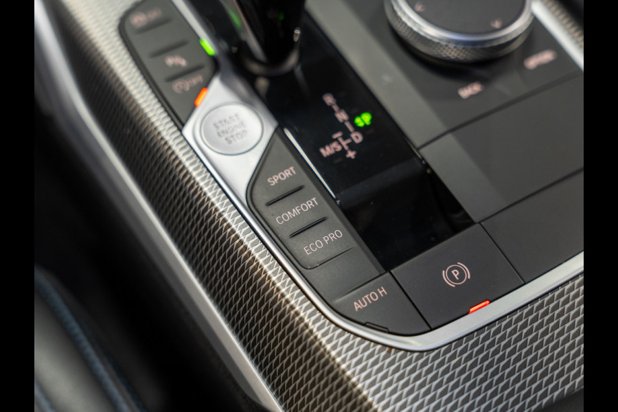 BMW 3 Serie Touring 330i 259PK M-Sport Executive Edition, NAP, Apple Carplay, Navi, Cam, Ambiënte Light, Leder/Alcan, Prive Glas,