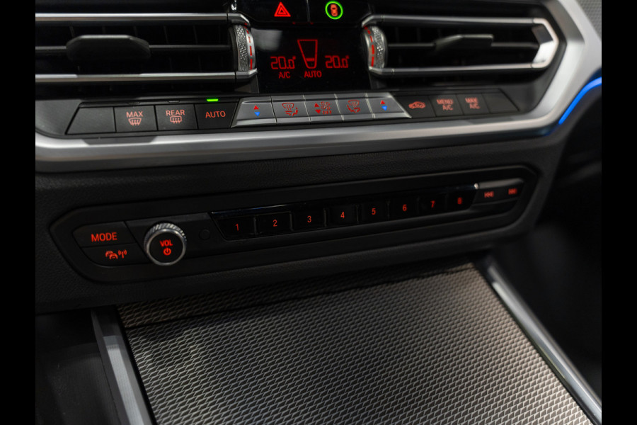BMW 3 Serie Touring 330i 259PK M-Sport Executive Edition, NAP, Apple Carplay, Navi, Cam, Ambiënte Light, Leder/Alcan, Prive Glas,