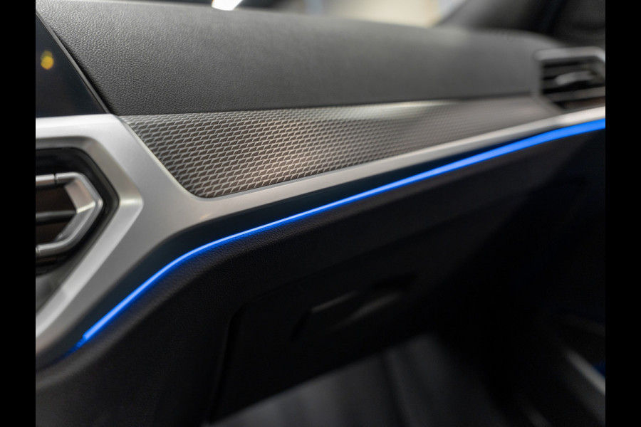 BMW 3 Serie Touring 330i 259PK M-Sport Executive Edition, NAP, Apple Carplay, Navi, Cam, Ambiënte Light, Leder/Alcan, Prive Glas,