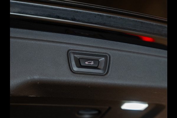 BMW 3 Serie Touring 330i 259PK M-Sport Executive Edition, NAP, Apple Carplay, Navi, Cam, Ambiënte Light, Leder/Alcan, Prive Glas,