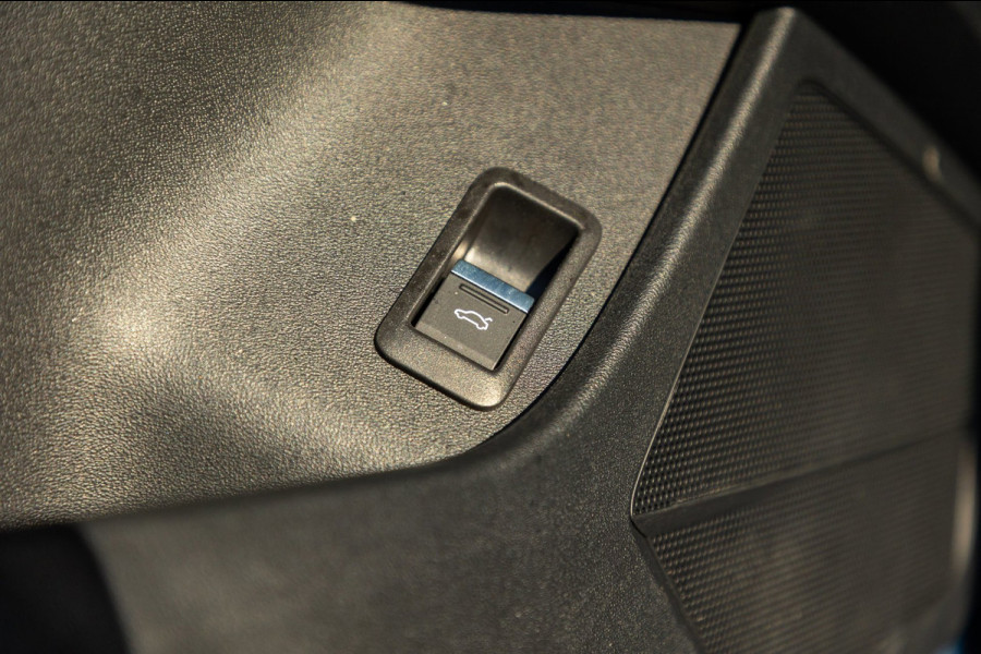 Audi Q4 e-tron 40 Advanced Edition 77 kWh SOH 94% I BTW Auto I Sonos I HeadUp I Adaptive Cruise I CarPlay I Rook & geurvrij