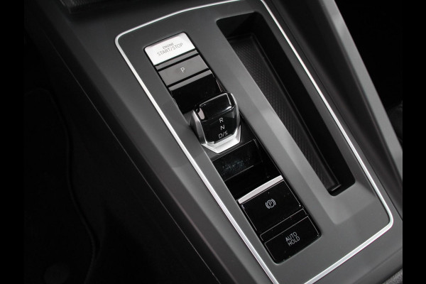 Volkswagen Golf Variant 1.5 eTSI 150pk DSG Style Navigatie Climate Control Camera Parkeer Sensoren Adaptive Cruise control Achterklep elektrisch bedienbaar Stoelverwarming