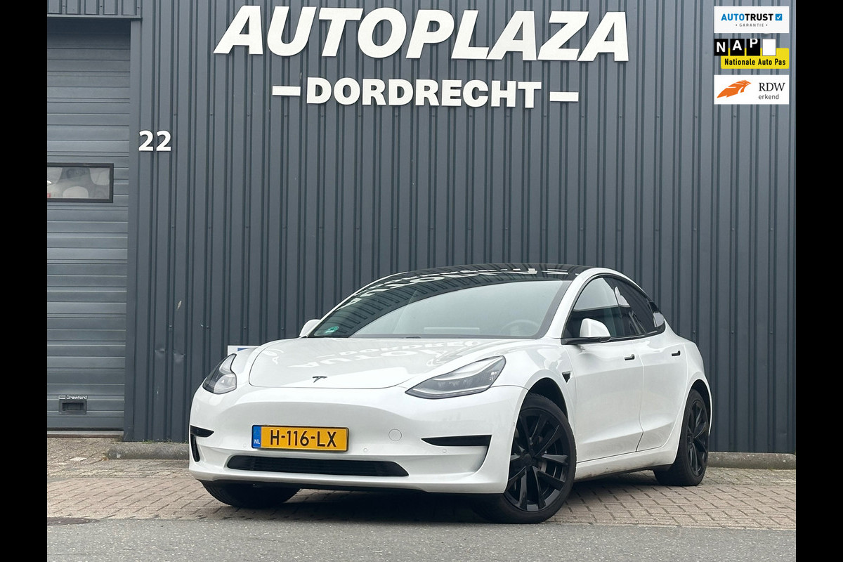 Tesla Model 3 Standard RWD Plus 60 kWh