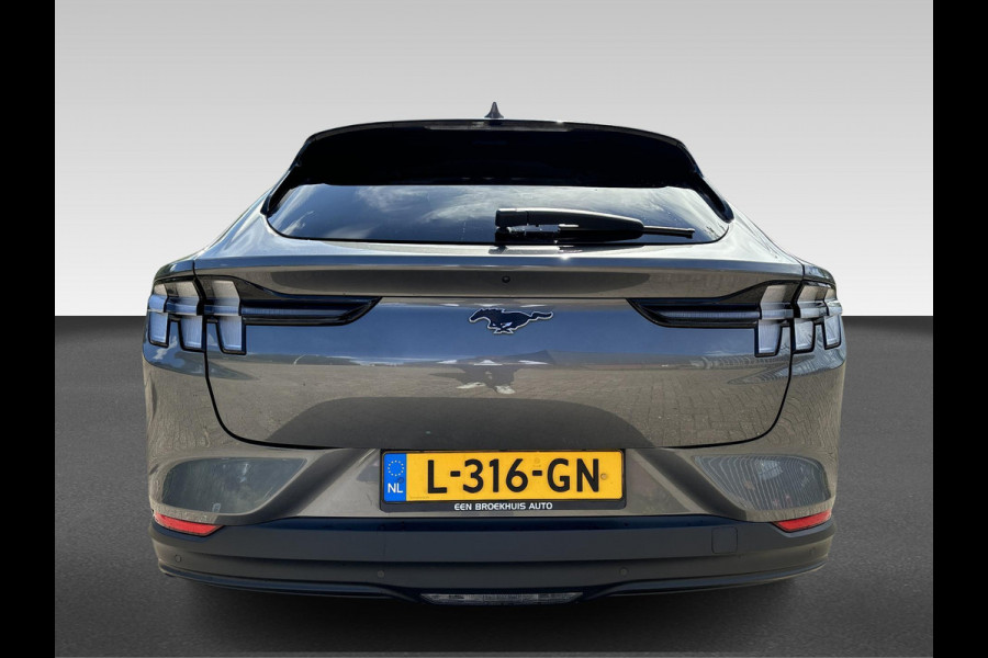 Ford Mustang Mach-E RWD 75 kWh
