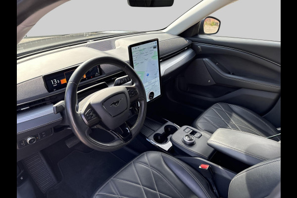 Ford Mustang Mach-E RWD 75 kWh