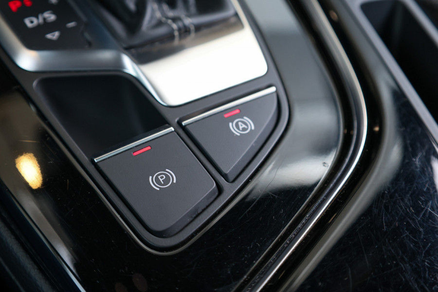 Audi A4 Avant 35 TFSI S edition Competition | NAP! | BTW | PANO | S-LINE | MATRIX | CARPLAY |