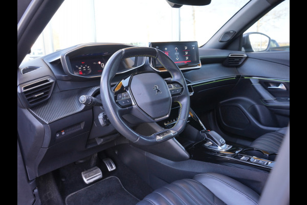 Peugeot 2008 1.2 PureTech GT | Premium audio | Afneembare trekhaak | Panoramisch schuifdak |