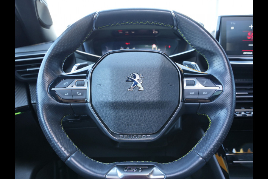 Peugeot 2008 1.2 PureTech GT | Premium audio | Afneembare trekhaak | Panoramisch schuifdak |