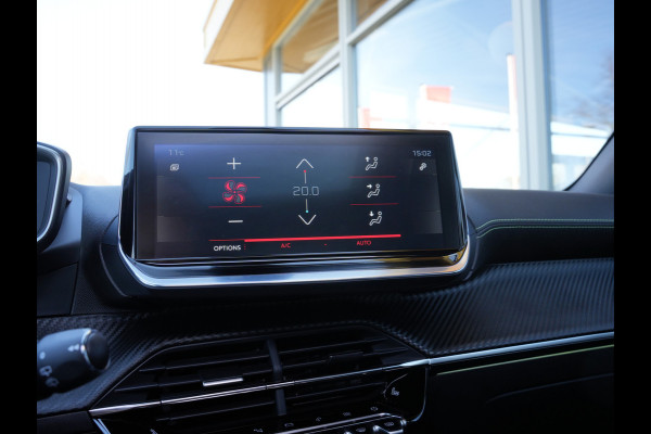 Peugeot 2008 1.2 PureTech GT | Premium audio | Afneembare trekhaak | Panoramisch schuifdak |