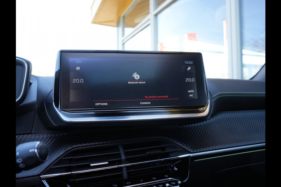 Peugeot 2008 1.2 PureTech GT | Premium audio | Afneembare trekhaak | Panoramisch schuifdak |