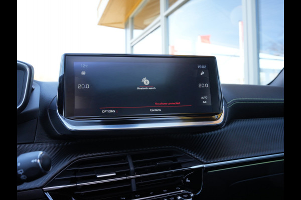 Peugeot 2008 1.2 PureTech GT | Premium audio | Afneembare trekhaak | Panoramisch schuifdak |