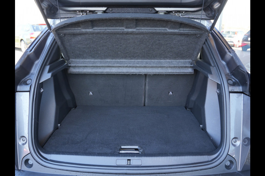 Peugeot 2008 1.2 PureTech GT | Premium audio | Afneembare trekhaak | Panoramisch schuifdak |
