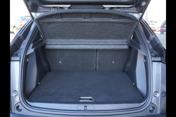 Peugeot 2008 1.2 PureTech GT | Premium audio | Afneembare trekhaak | Panoramisch schuifdak |