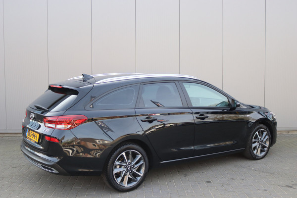 Hyundai i30 Wagon 160PK T-GDi Hybrid Automaat Comfort Navigatie/Camera/Parkeerhulp/Winter-pack