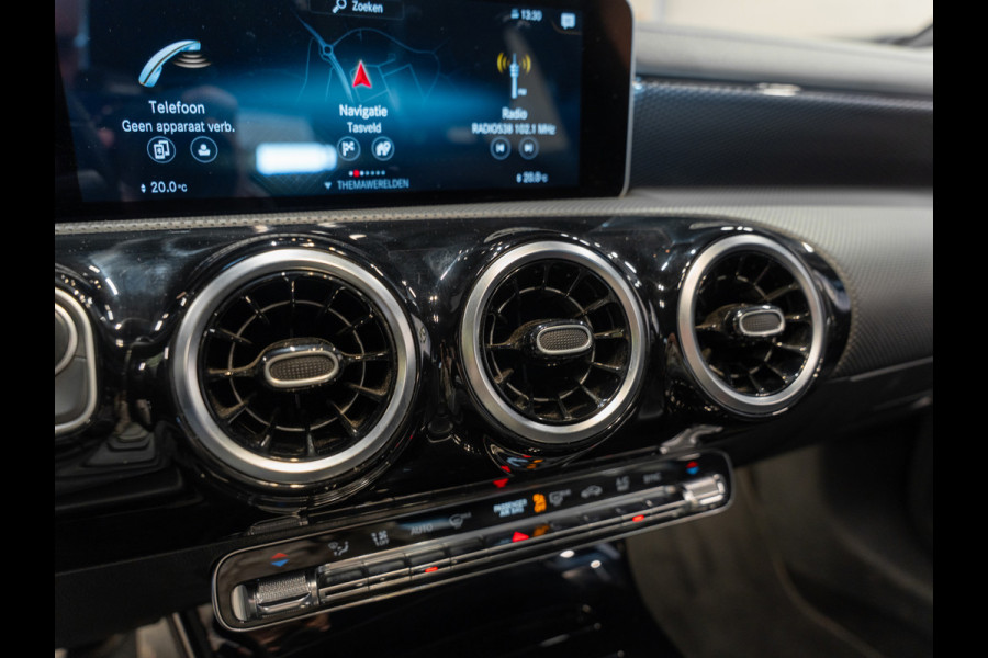 Mercedes-Benz CLA-Klasse Shooting Brake 200 Business Solution, Navi, Clima, Cam, 18" Velg, Private Glas, Cruise, Voll Onderhoud