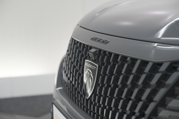 Peugeot e-2008 EV GT Avantage 54 kWh | 360 Camera | Massage Functie | Dodehoekdetectie | Stoelverwarming