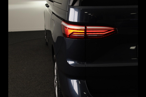 Volkswagen Multivan 1.4 eHybrid L1H1 Energetic | 7 Zits | Navigatie | Achterklep elektrisch | Parkeerhulp vóór en achter | Achteruit rij camera | Wegklapbare trekhaak |