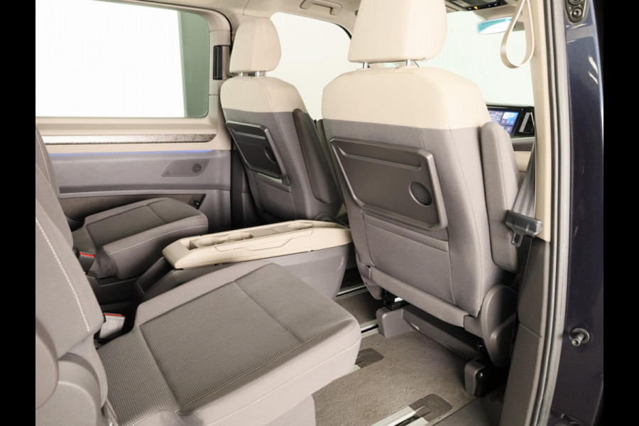 Volkswagen Multivan 1.4 eHybrid L1H1 Energetic | 7 Zits | Navigatie | Achterklep elektrisch | Parkeerhulp vóór en achter | Achteruit rij camera | Wegklapbare trekhaak |