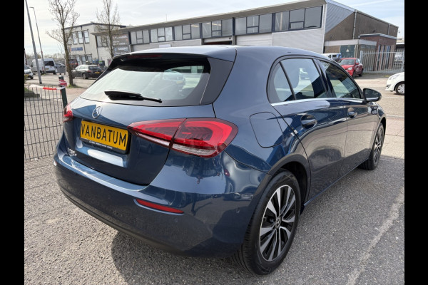 Mercedes-Benz A-Klasse 250 e Premium