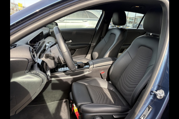 Mercedes-Benz A-Klasse 250 e Premium