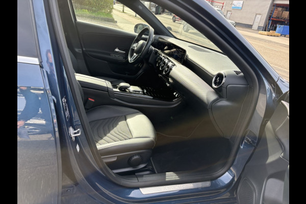 Mercedes-Benz A-Klasse 250 e Premium