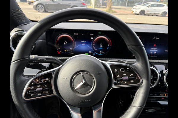 Mercedes-Benz A-Klasse 250 e Premium