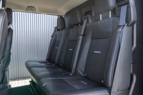 Ford Transit Custom 2.0 TDCI L2H1 | 170PK | Trail | DC 5-Persoons | Camera | Carplay | Lederen interieur