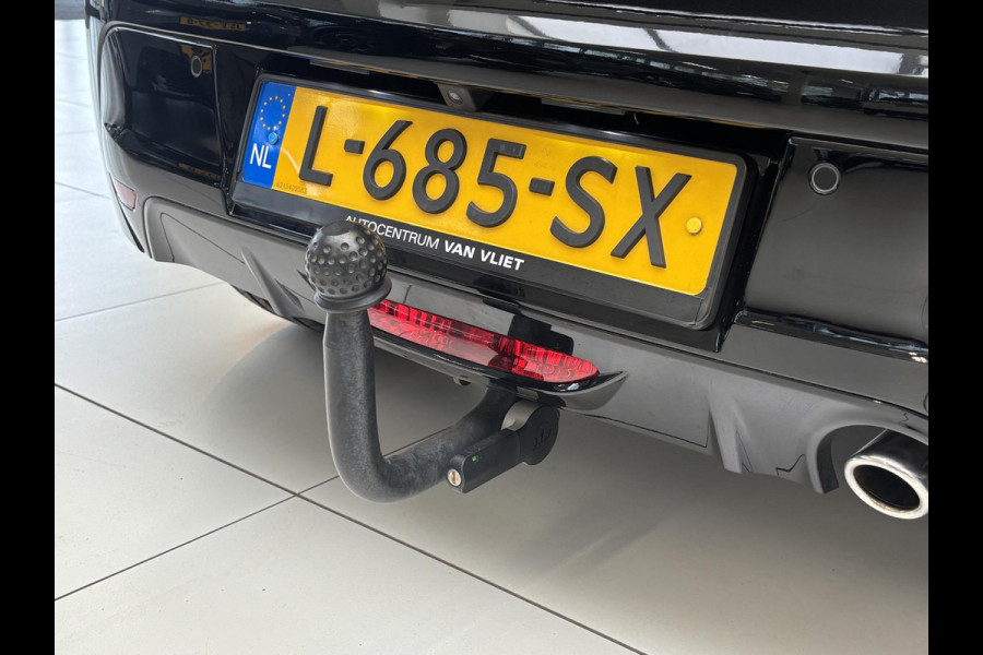 Peugeot 208 1.2 PureTech GT Afneembare trekhaak | Navigatie | Achteruitrijcamera | Dodehoek detectie | Android auto / Apple carplay