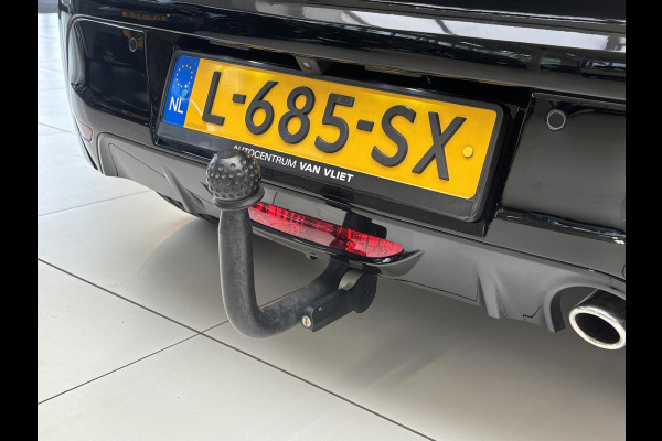 Peugeot 208 1.2 PureTech GT Afneembare trekhaak | Navigatie | Achteruitrijcamera | Dodehoek detectie | Android auto / Apple carplay