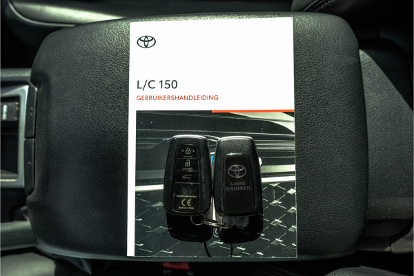 Toyota Land Cruiser 2.8D-4D | 204 PK | 5DRS | 4x4 | Fabrieksgarantie | Dealer onderhouden | Cruise | Airco | Trekhaak