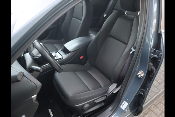 Mazda CX-30 2.0 e-SkyActiv-G M Hybrid Comfort Navi / Trekh / Stoel/stuurverw / Cruise / Camera / Head-up All-season banden