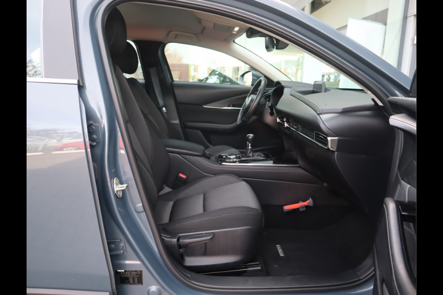 Mazda CX-30 2.0 e-SkyActiv-G M Hybrid Comfort Navi / Trekh / Stoel/stuurverw / Cruise / Camera / Head-up All-season banden