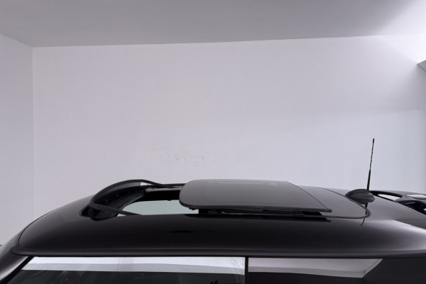 MINI Mini 1.5 One Chili Business (PANORAMADAK, PARKEERSENSOREN, CRUISE CONTROL, NAVIGATIE, STOELVERWARMING, SFEERVERLICHTING)