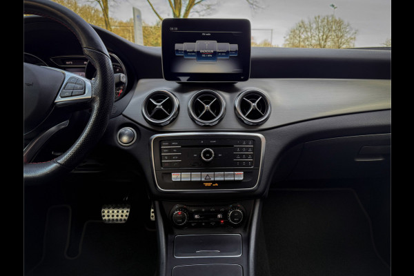 Mercedes-Benz GLA 180 Business Solution AMG - 1e eigenaar! Stoelverw. Cruise, Airco, Navi, 37DKM!!