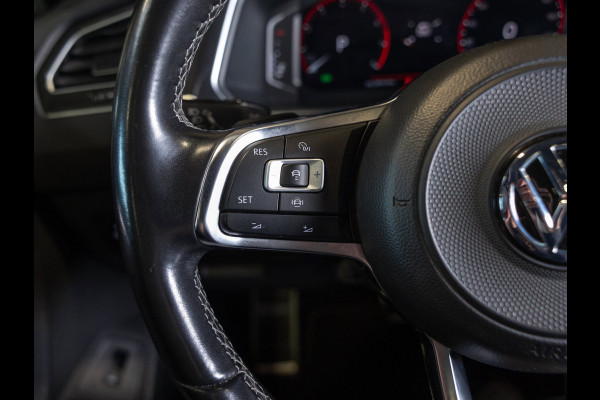 Volkswagen Tiguan 2.0 TSI 4Motion 2x R-Line / 230pk / Panorama dak / Rondomzicht camera / Dynaudio /