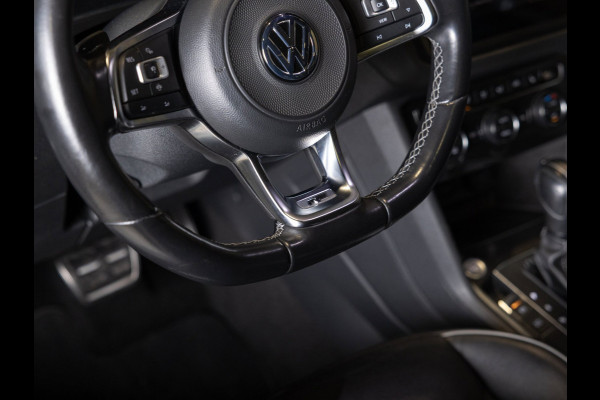 Volkswagen Tiguan 2.0 TSI 4Motion 2x R-Line / 230pk / Panorama dak / Rondomzicht camera / Dynaudio /