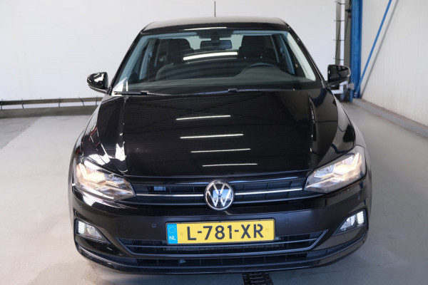 Volkswagen Polo 1.0 TSI Comfortline Business - N.A.P. Airco, Cruise, PDC, Camera, PDC, Carplay.