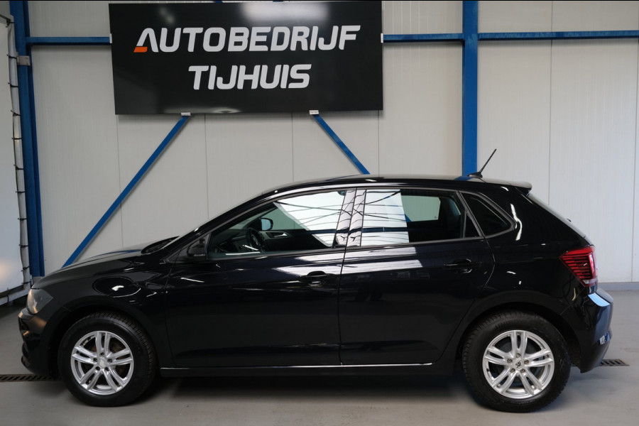 Volkswagen Polo 1.0 TSI Comfortline Business - N.A.P. Airco, Cruise, PDC, Camera, PDC, Carplay.