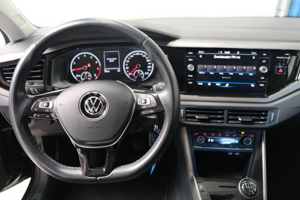 Volkswagen Polo 1.0 TSI Comfortline Business - N.A.P. Airco, Cruise, PDC, Camera, PDC, Carplay.