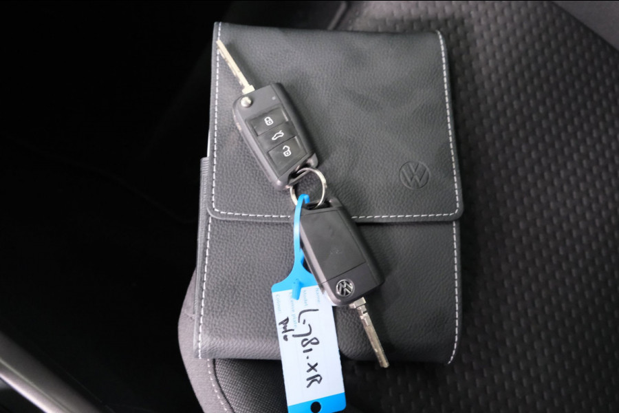 Volkswagen Polo 1.0 TSI Comfortline Business - N.A.P. Airco, Cruise, PDC, Camera, PDC, Carplay.