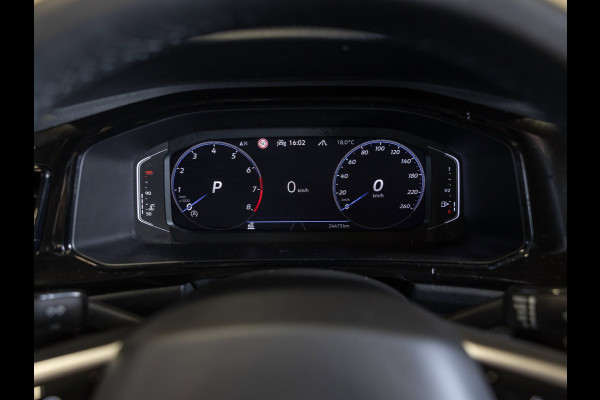 Volkswagen T-Roc Cabrio 1.5 TSI R-Line / 150pk / Beats / Leder / Achteruitrij camera / Stoel en stuur verwarming /