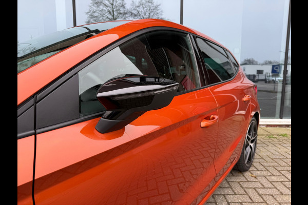 Seat Ibiza 1.0 TSI FR Business Intense - Navi - Winterpakket - LED - BEATS