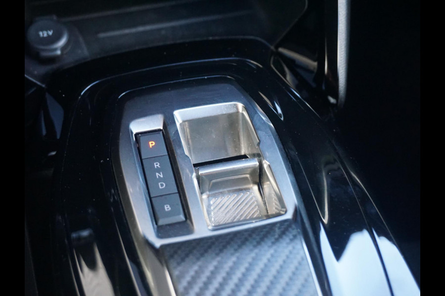 Peugeot e-2008 EV GT 54 kWh Keyless entry