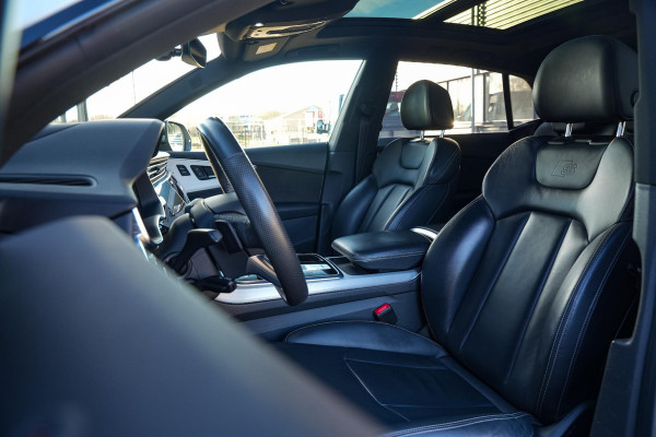 Audi Q8 55 TFSI quattro Pro Line Plus Panoramadak ABT Pakket Adapt. Cruise HeadUp 23''LM Trekhaak