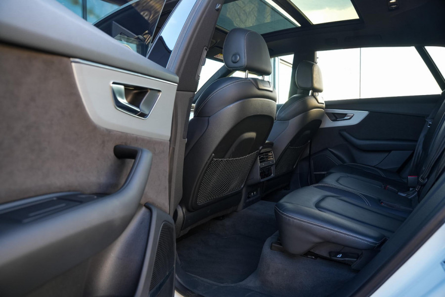 Audi Q8 55 TFSI quattro Pro Line Plus Panoramadak ABT Pakket Adapt. Cruise HeadUp 23''LM Trekhaak