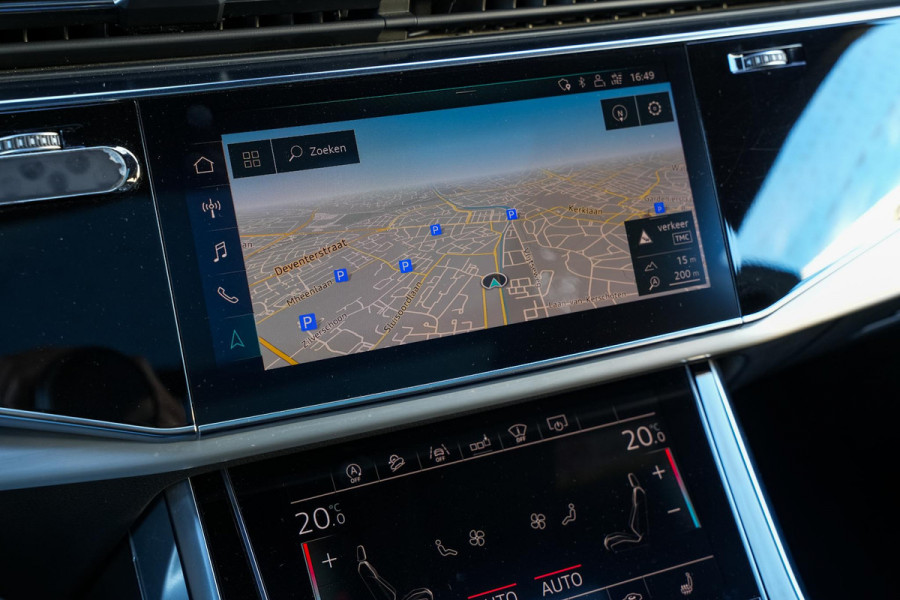 Audi Q8 55 TFSI quattro Pro Line Plus Panoramadak ABT Pakket Adapt. Cruise HeadUp 23''LM Trekhaak