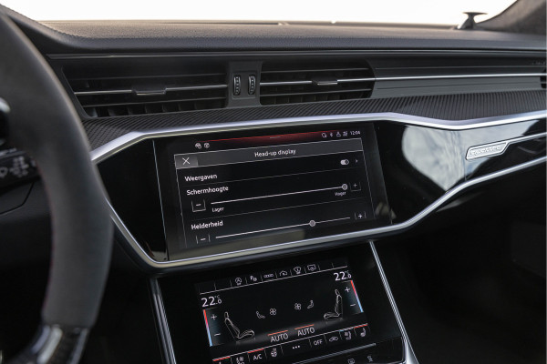 Audi RS6 Avant 4.0TFSI 700pk Quattro ABT Keramisch B&O Advanced Standkachel Pano