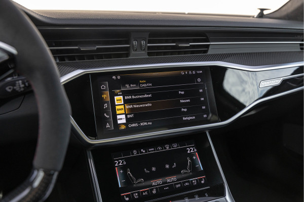 Audi RS6 Avant 4.0TFSI 700pk Quattro ABT Keramisch B&O Advanced Standkachel Pano